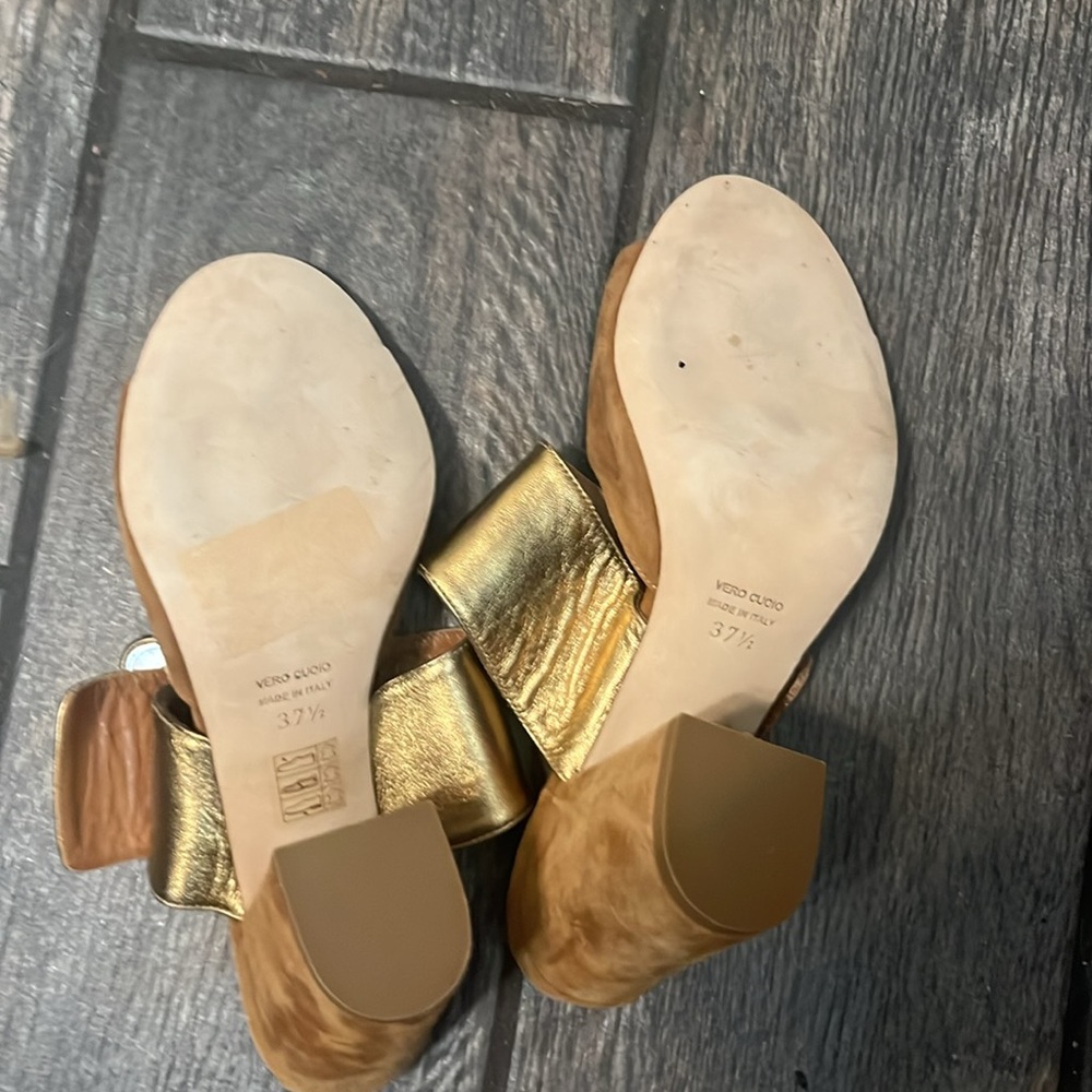 Suede Slides - Picture 4 of 4